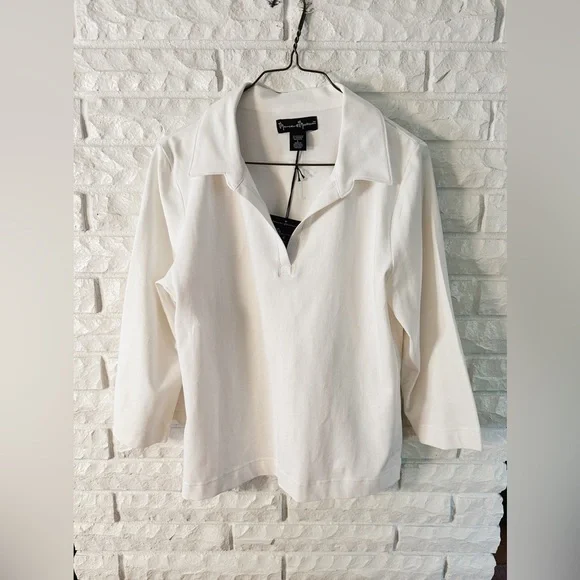 Mercer & Madison White V-neck Collared Top NWT - Picture 1 of 4